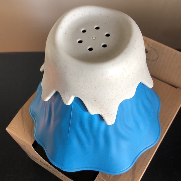 Volcano Microwave Cleaner - Picture 2 of 9